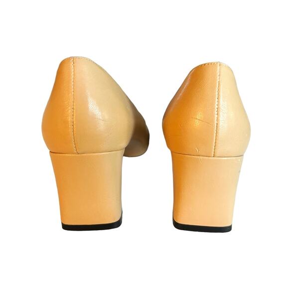 Ashley Taylor VINTAGE Nude Square Toe Pumps Womens Size 7 - Picture 10 of 11